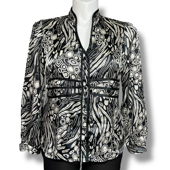 Nicola Womens Satin Blouse Top Button Down V Neck Abstract Print Black Ivory Lar - Picture 1 of 8